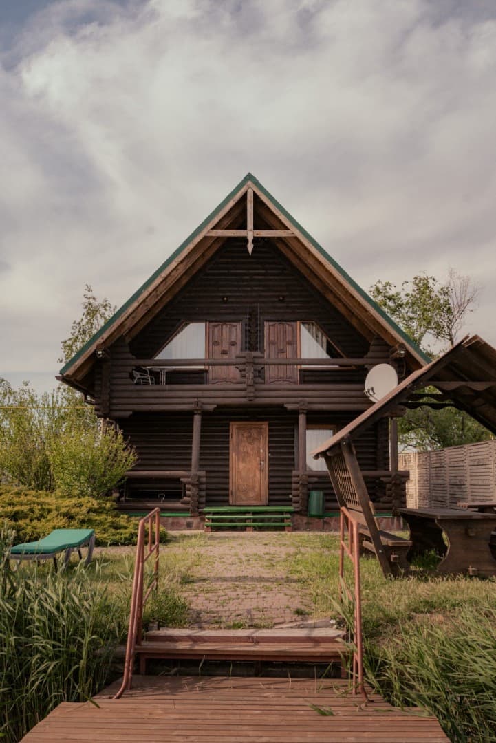 Котедж з приватною лазнею